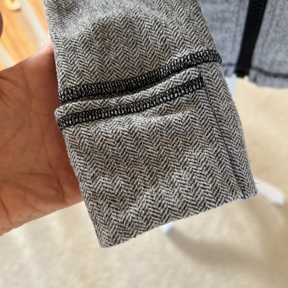 Gently Used Lululemon Define Jacket - Picture 4 of 8